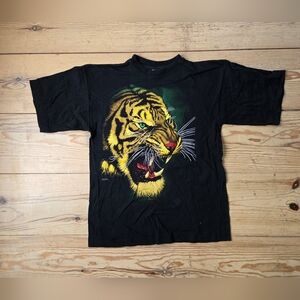 Black Tiger Graphic T-Shirt Size L